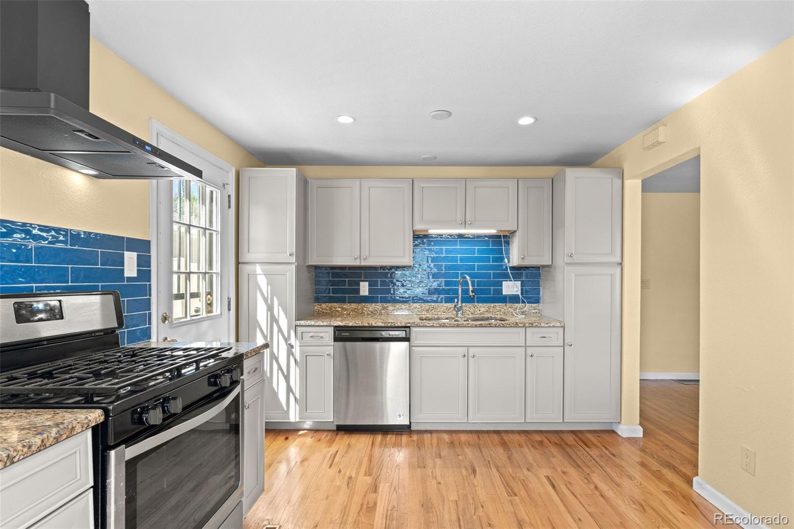 MLS Image #15 for 4985  tejon street,denver, Colorado