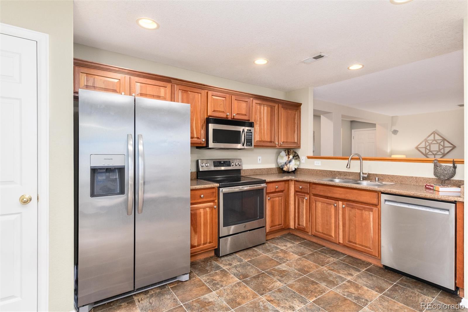 MLS Image #10 for 3516  dexter court,denver, Colorado