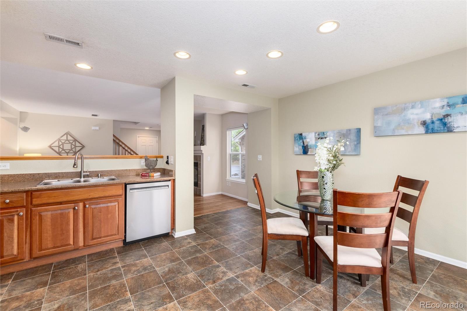MLS Image #9 for 3516  dexter court,denver, Colorado