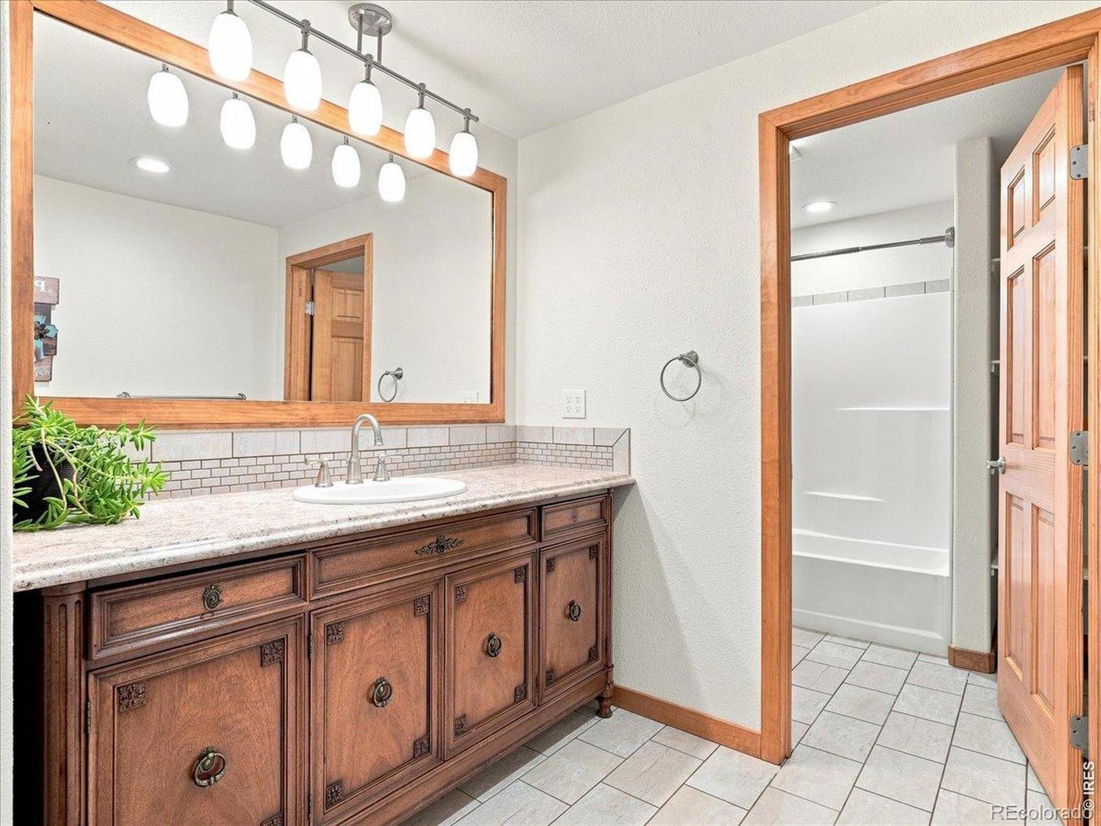 MLS Image #26 for 27488  county road 5 ,weldona, Colorado
