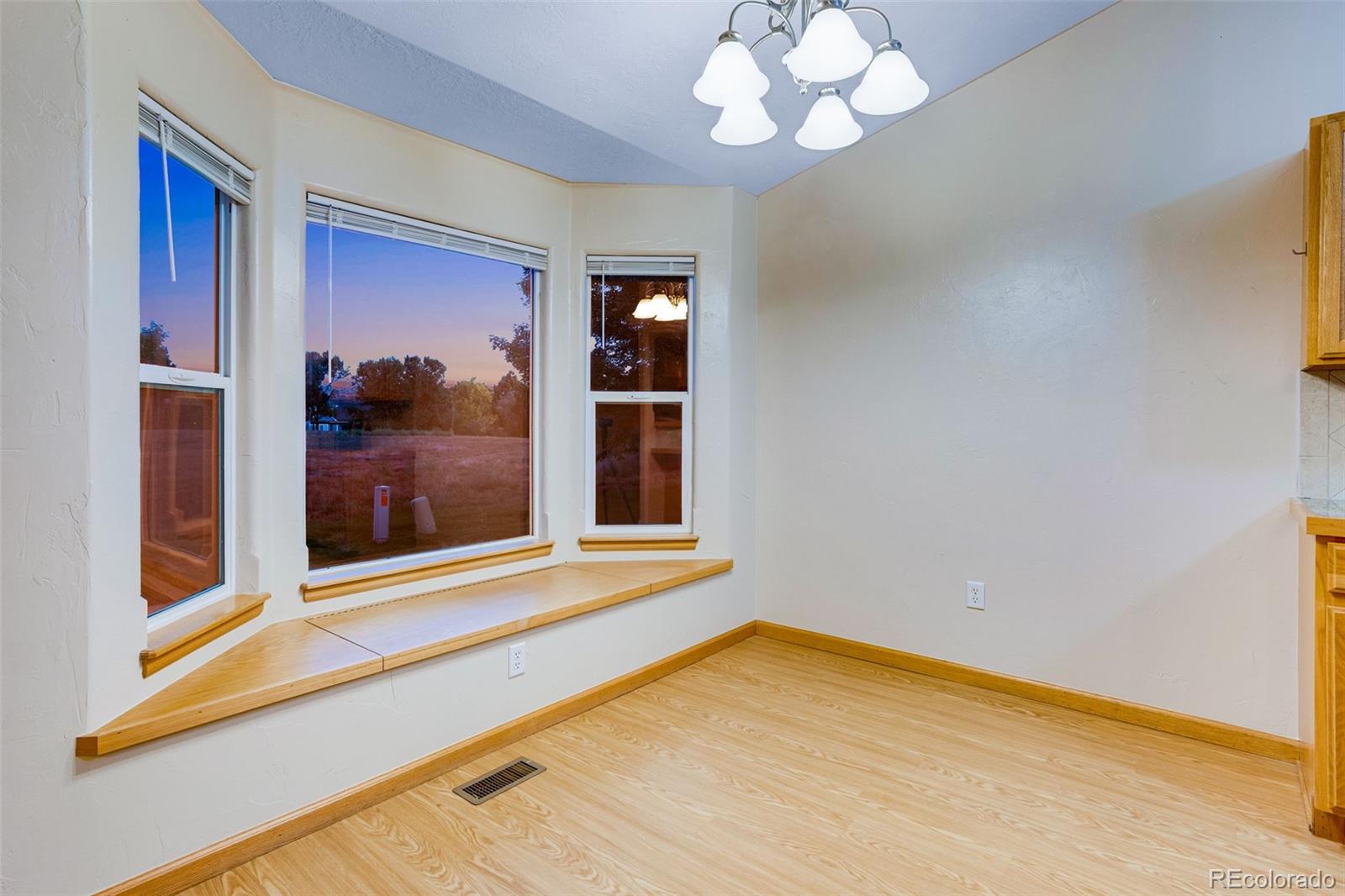 MLS Image #12 for 149  beacon way,windsor, Colorado
