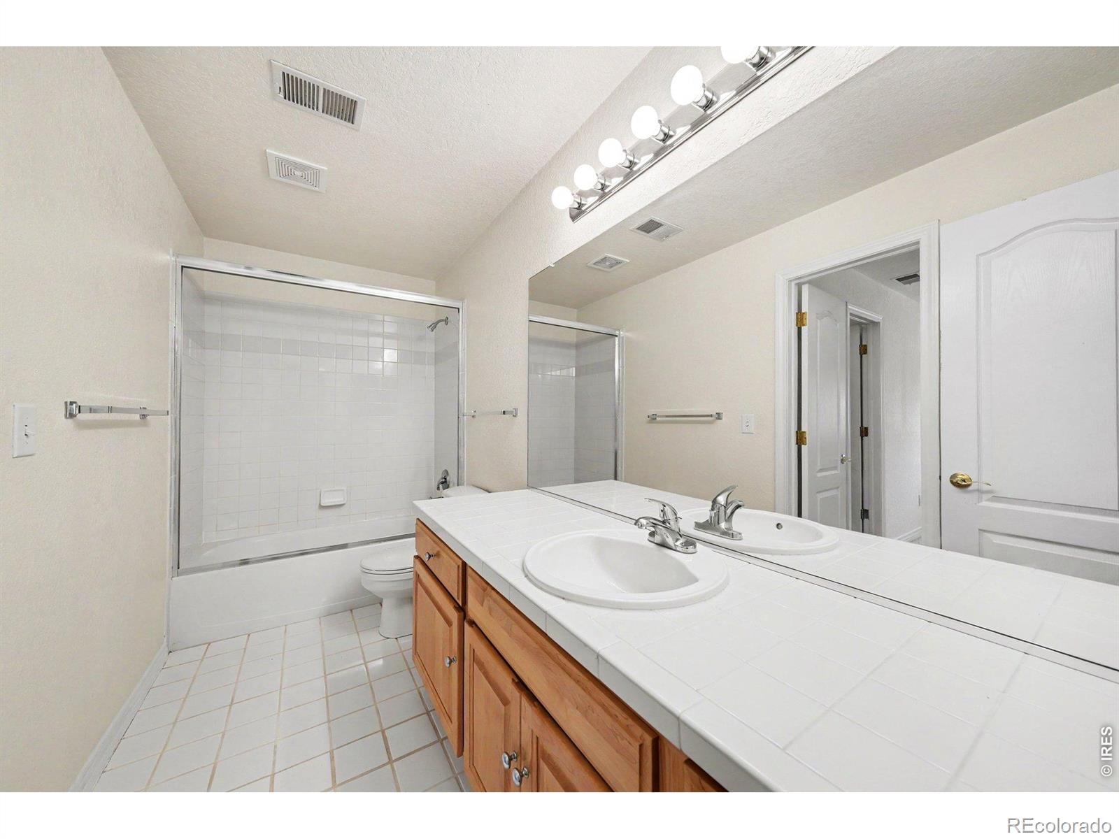 MLS Image #17 for 950  southridge greens boulevard,fort collins, Colorado