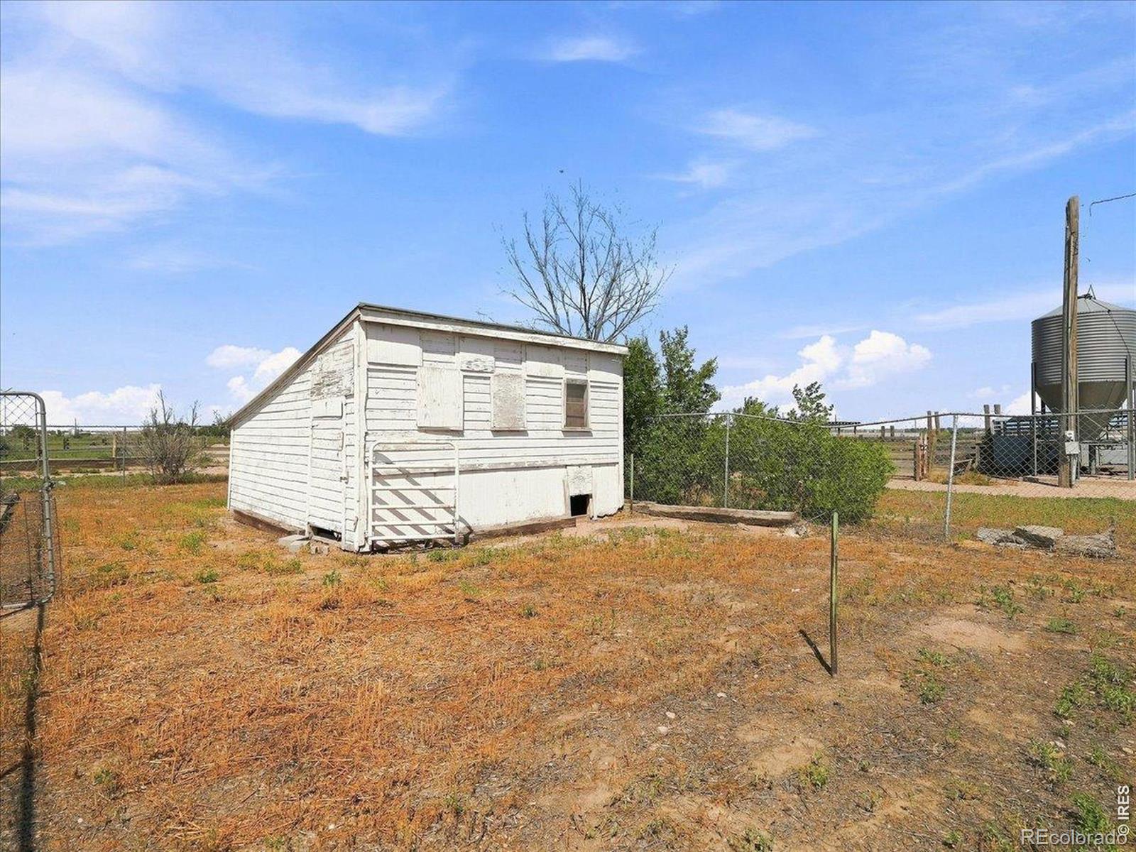 MLS Image #46 for 40416  county road 37 roads,ault, Colorado