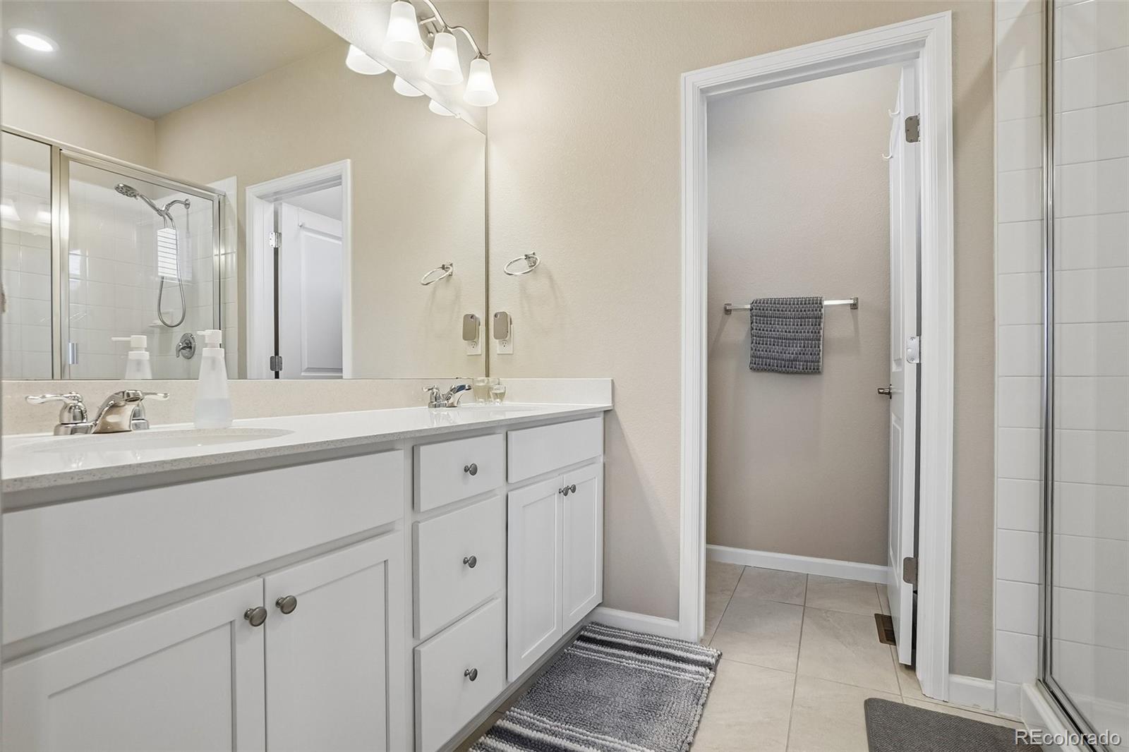MLS Image #3 for 1833 s poplar court ,denver, Colorado