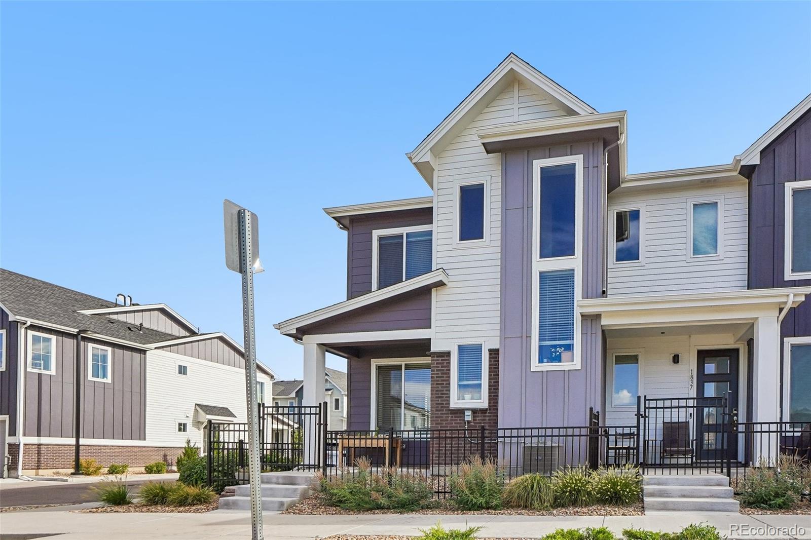 MLS Image #7 for 1833 s poplar court ,denver, Colorado