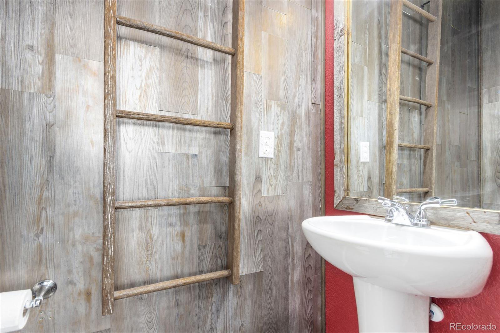 MLS Image #12 for 18639 e 50th place,denver, Colorado