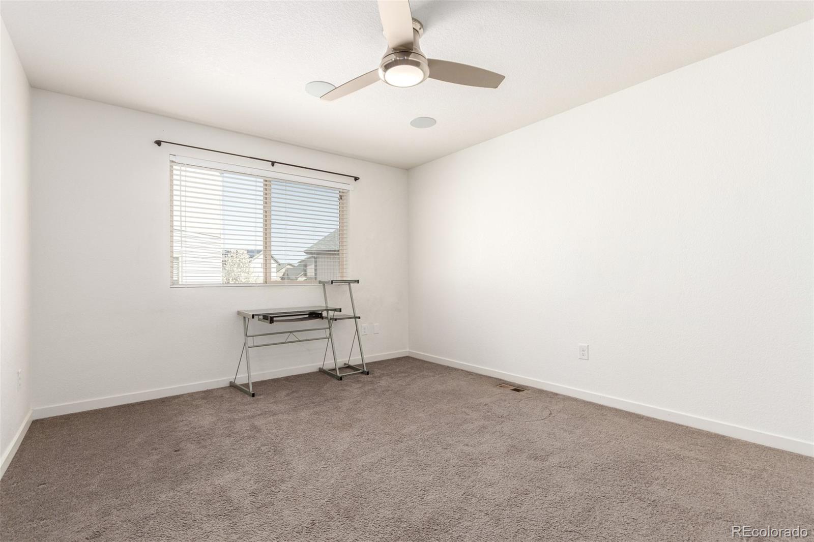 MLS Image #13 for 18639 e 50th place,denver, Colorado