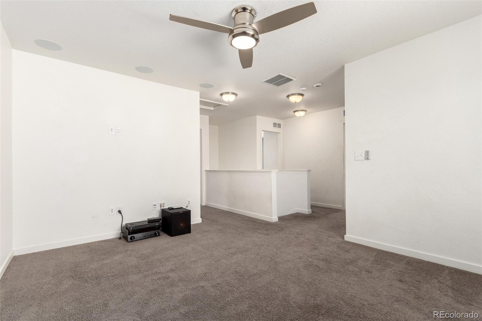 MLS Image #14 for 18639 e 50th place,denver, Colorado