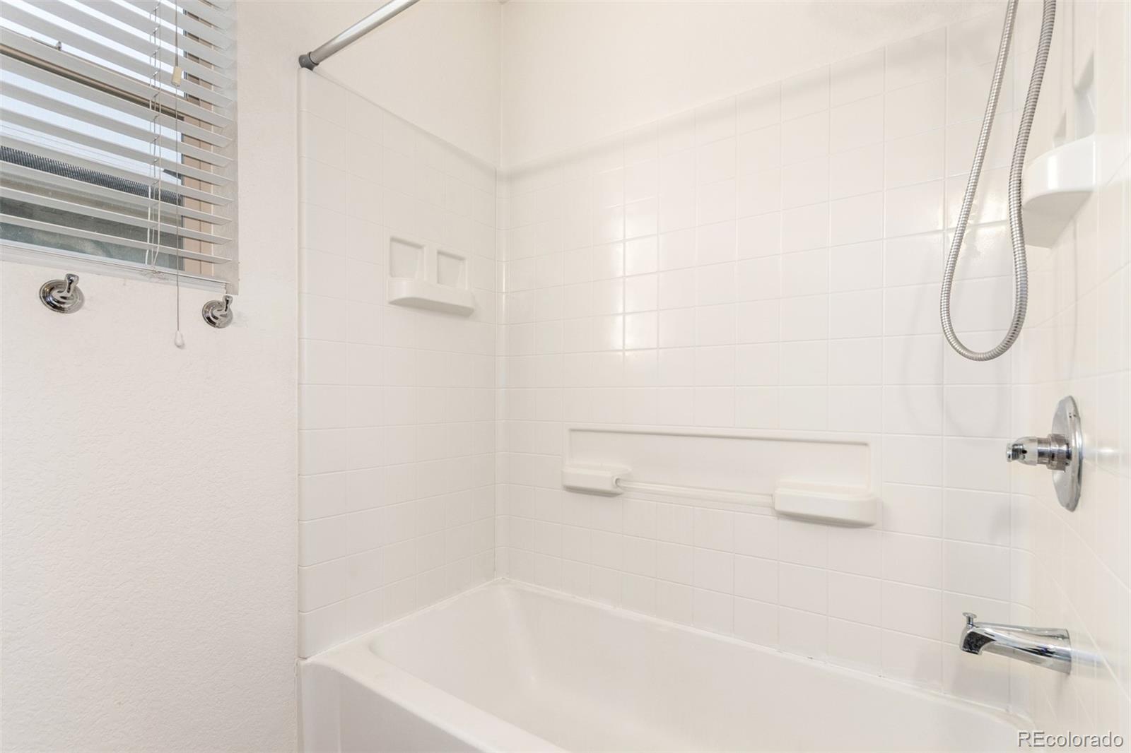 MLS Image #21 for 18639 e 50th place,denver, Colorado