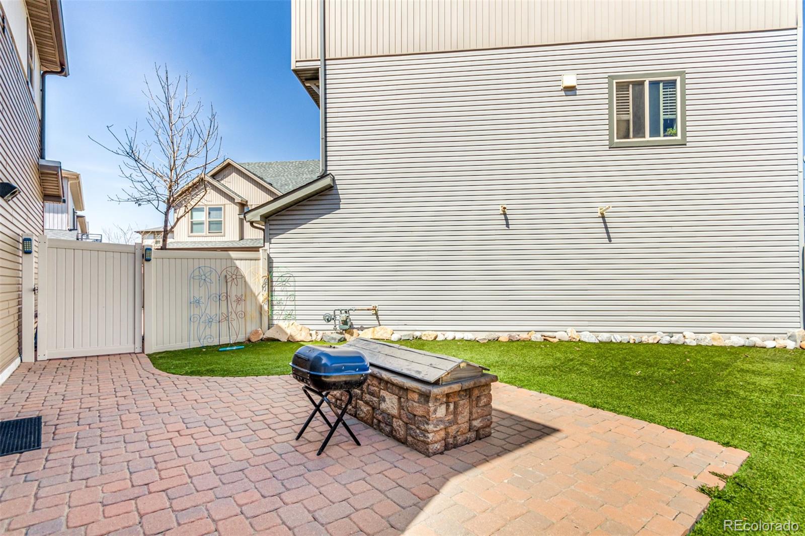 MLS Image #24 for 18639 e 50th place,denver, Colorado