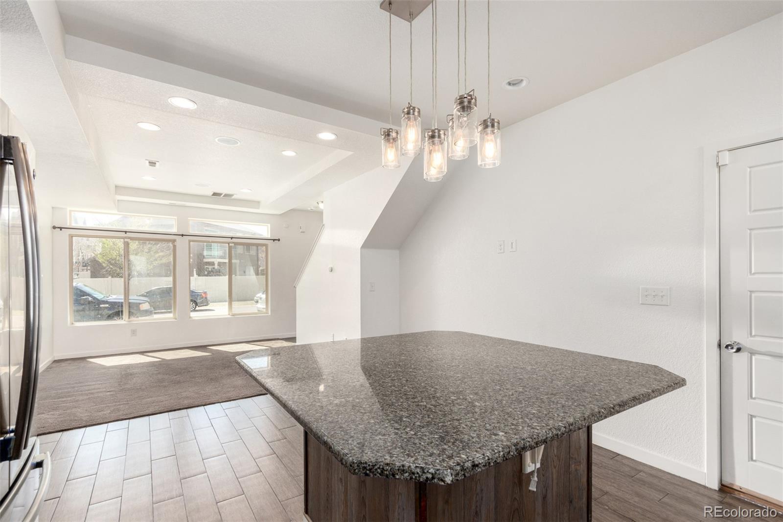 MLS Image #6 for 18639 e 50th place,denver, Colorado