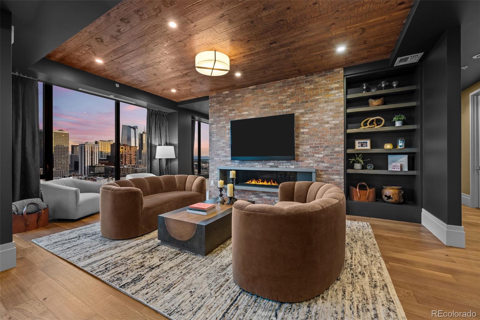 MLS Image #3 for 1750  wewatta street,denver, Colorado