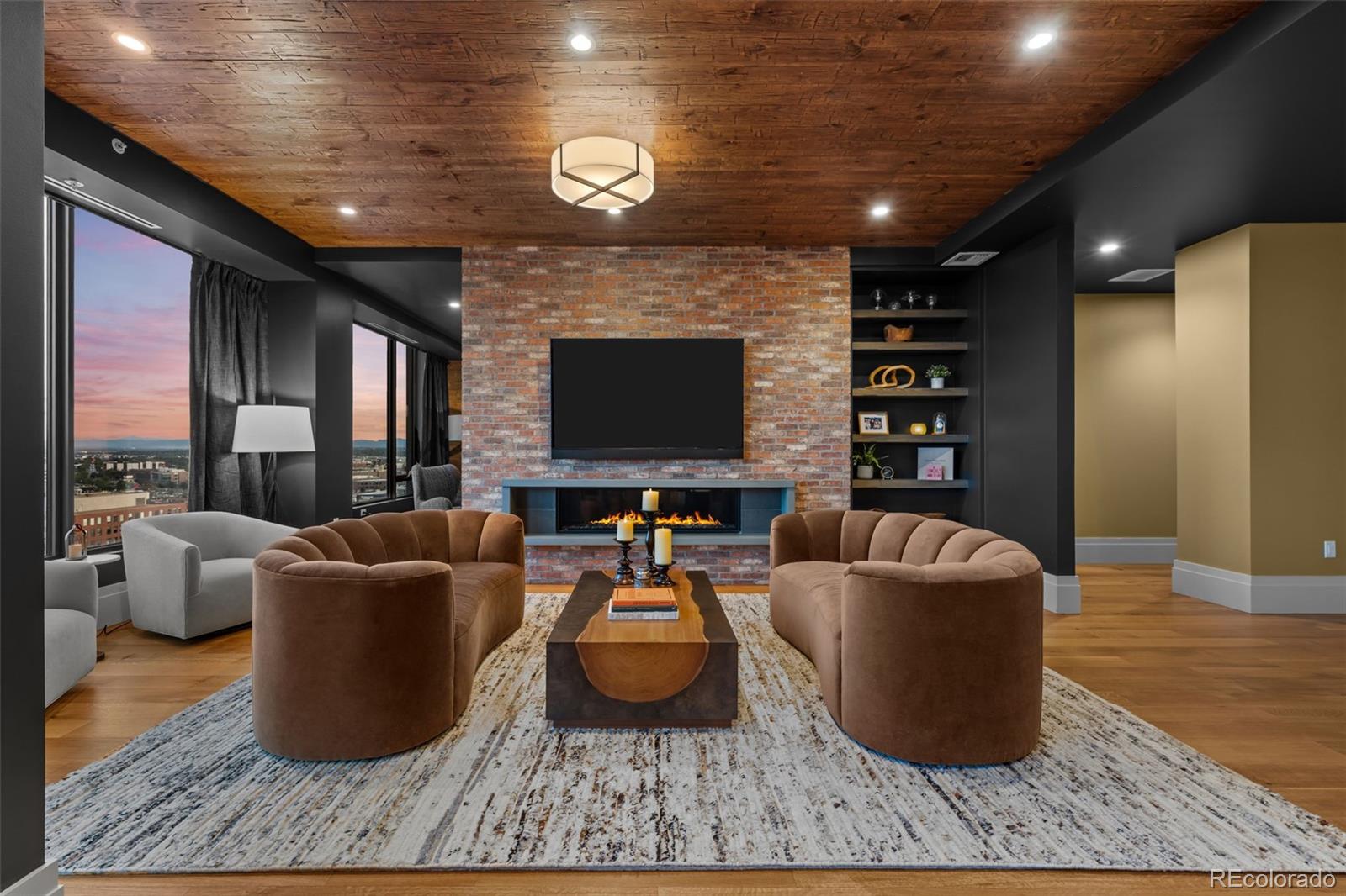 MLS Image #5 for 1750  wewatta street,denver, Colorado