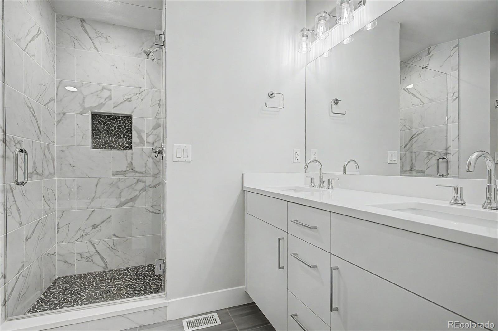 MLS Image #19 for 5472 s nevada street,littleton, Colorado