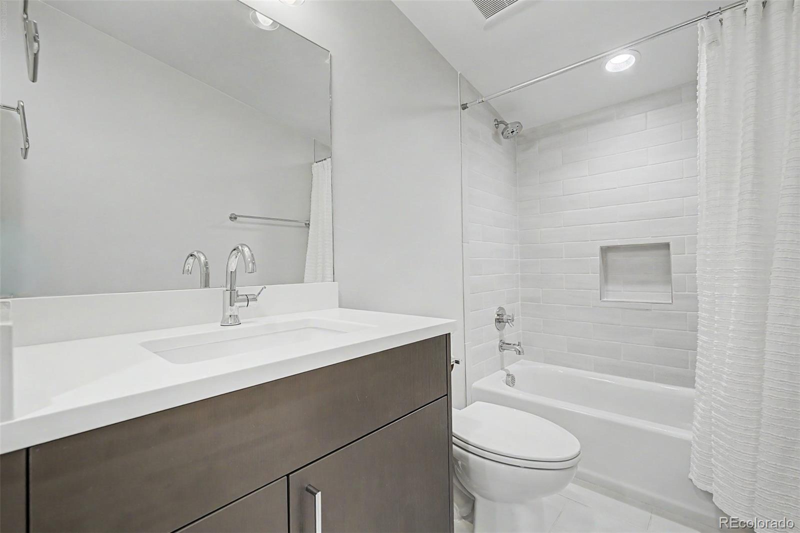 MLS Image #26 for 5472 s nevada street,littleton, Colorado