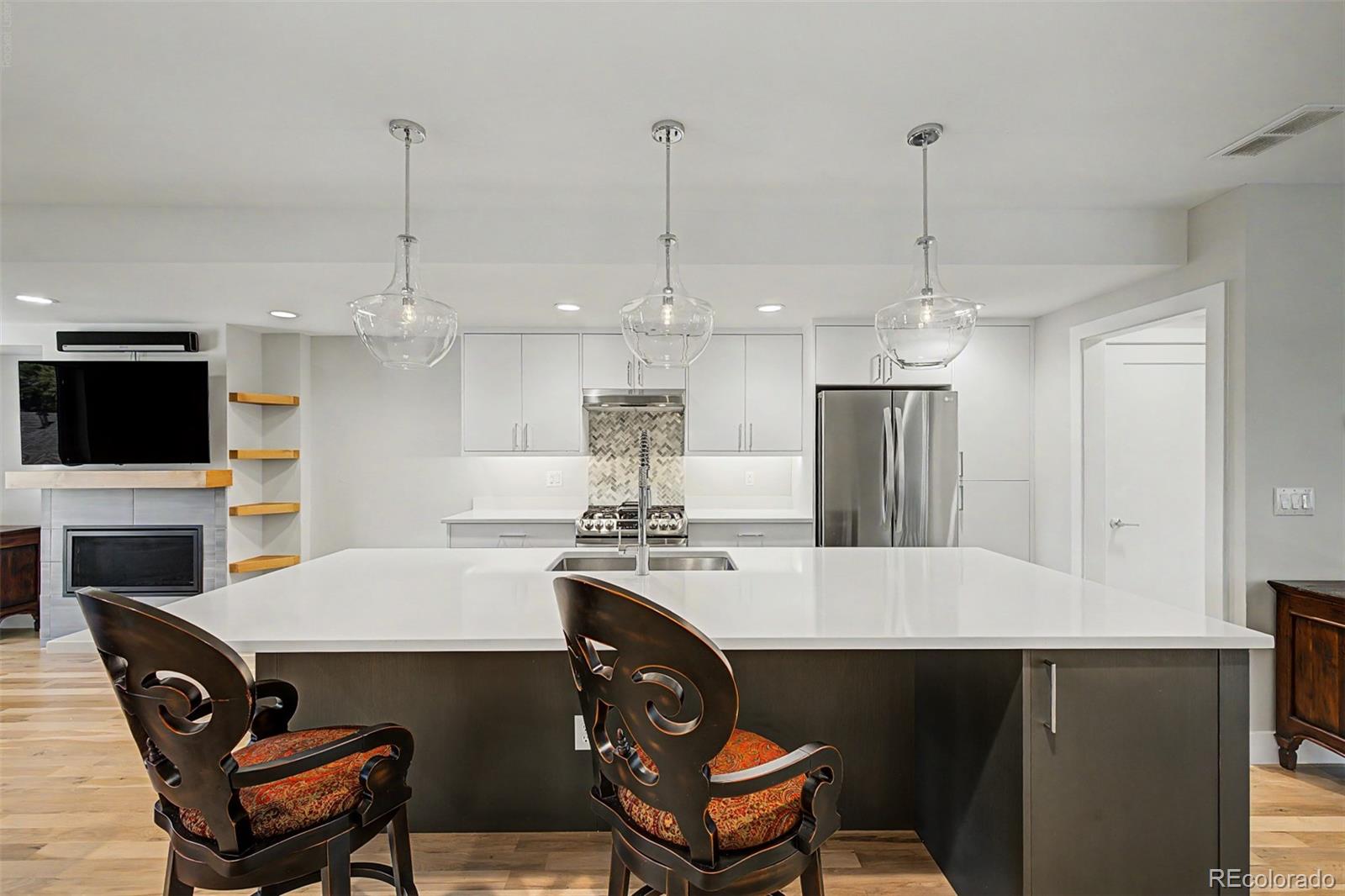MLS Image #5 for 5472 s nevada street,littleton, Colorado