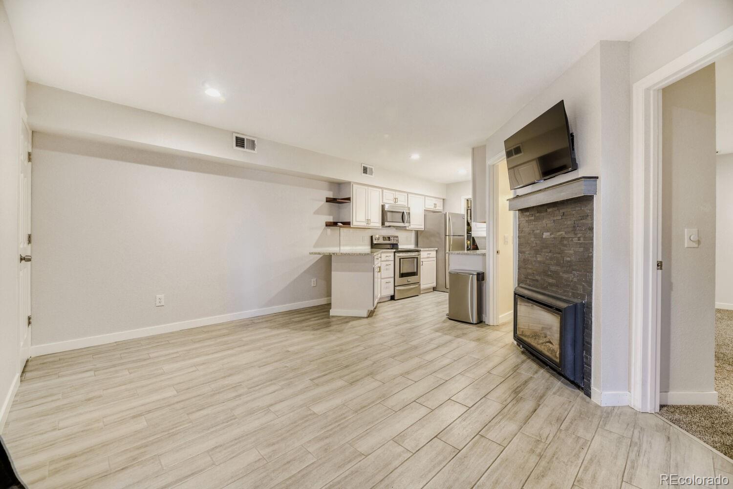 MLS Image #3 for 1825  kendall street,lakewood, Colorado