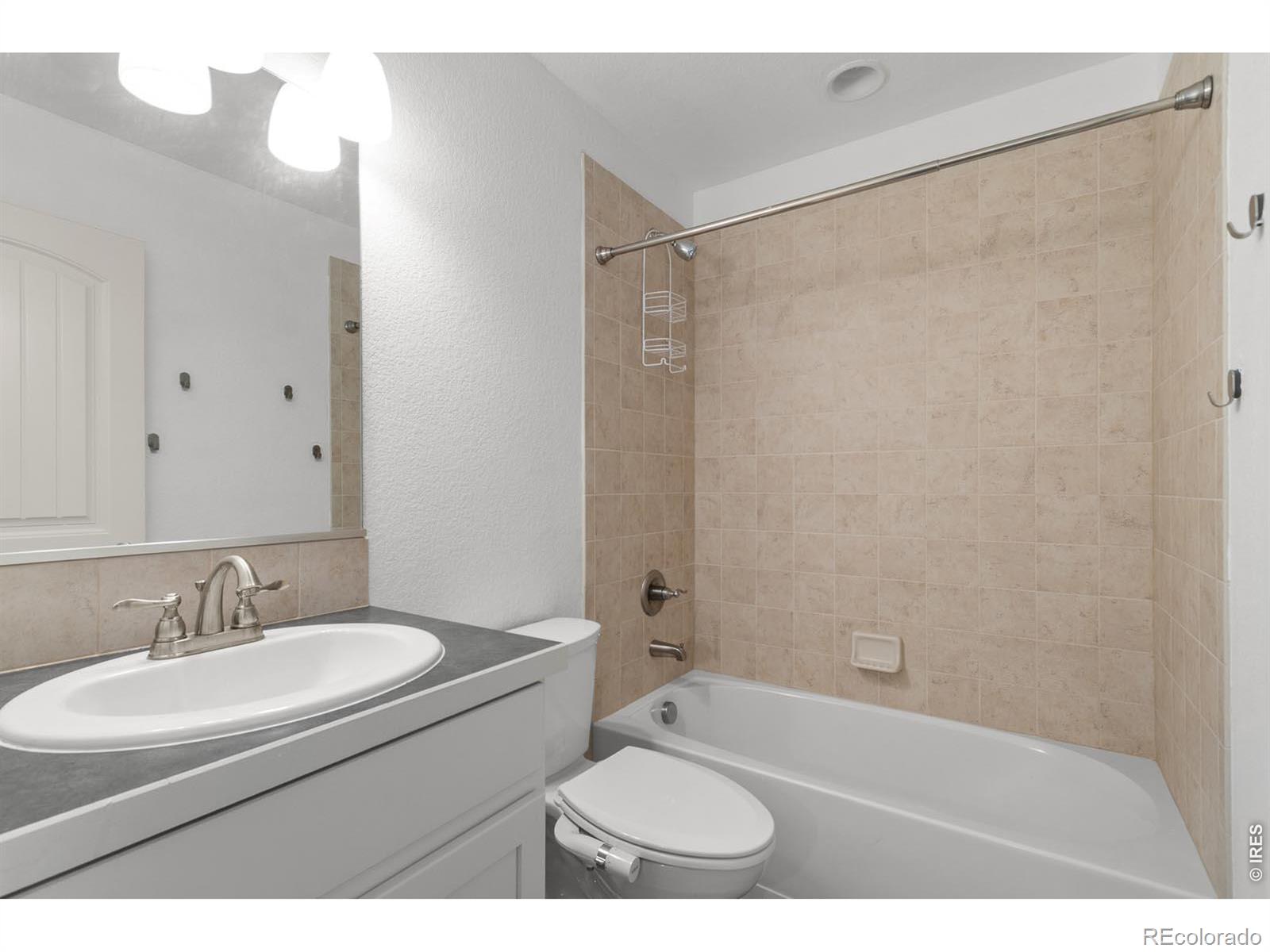 MLS Image #23 for 2421  shooting star way,evans, Colorado