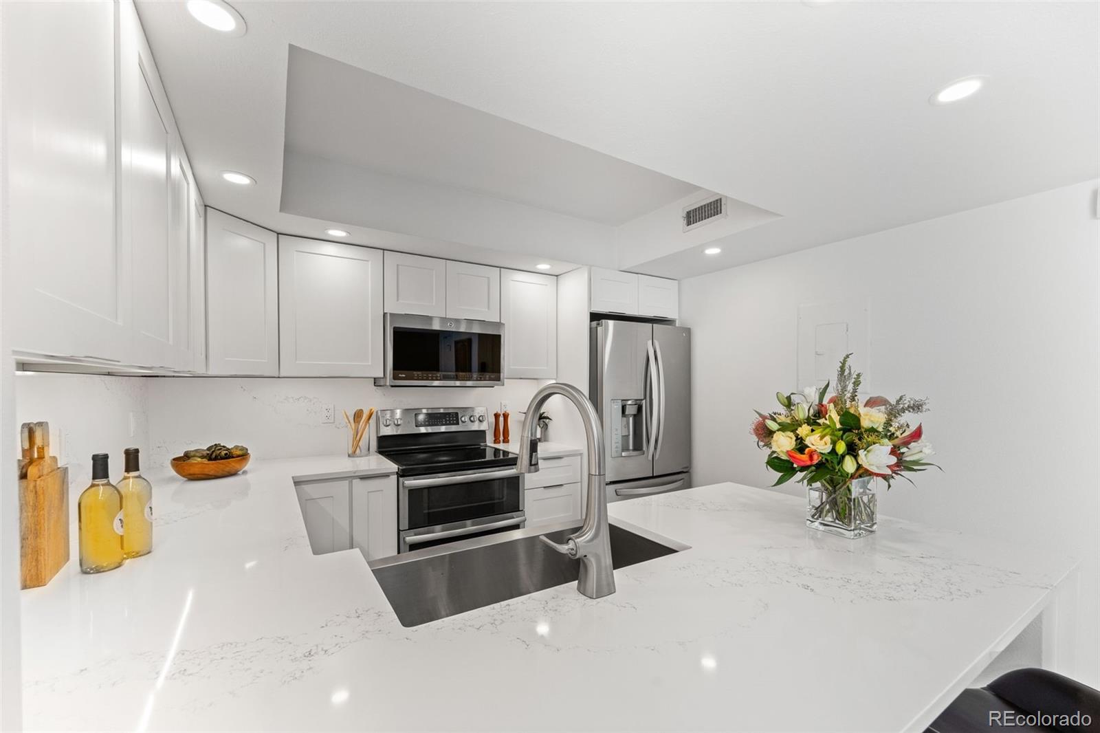 MLS Image #11 for 221 s garfield street,denver, Colorado