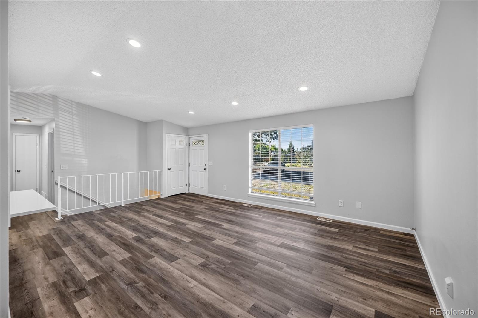 MLS Image #10 for 1902 s truckee street,aurora, Colorado
