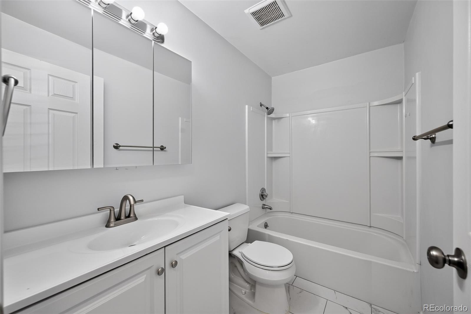 MLS Image #17 for 1902 s truckee street,aurora, Colorado