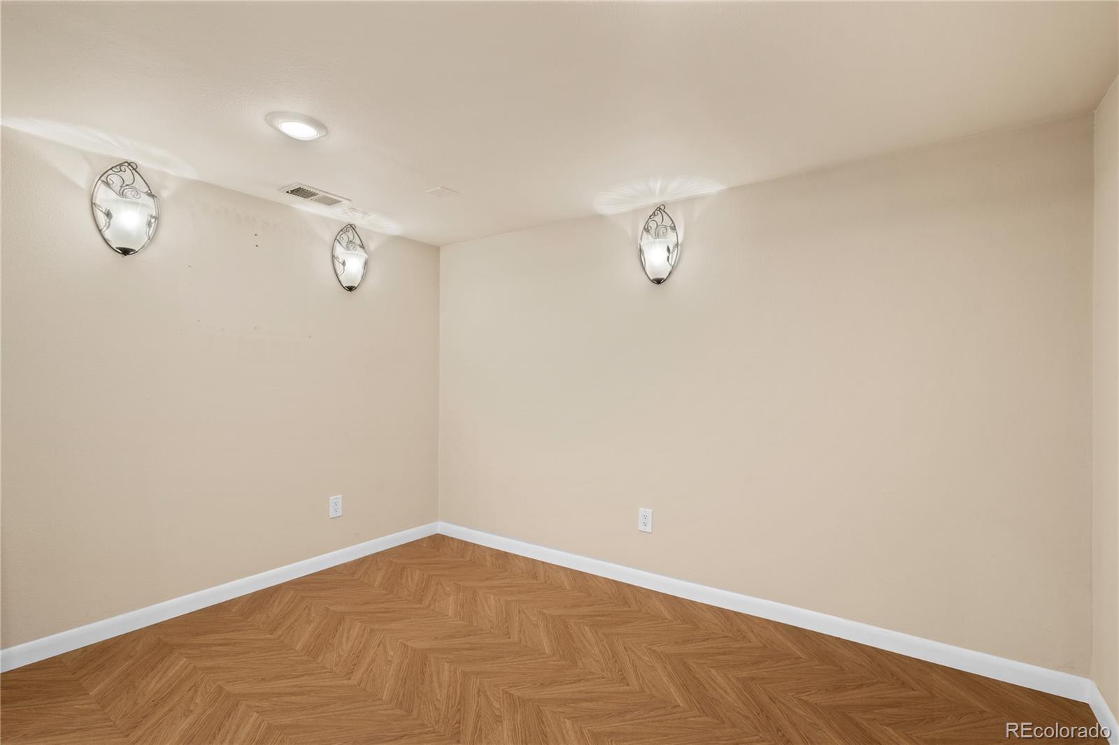 MLS Image #30 for 2773 s mabry way,denver, Colorado