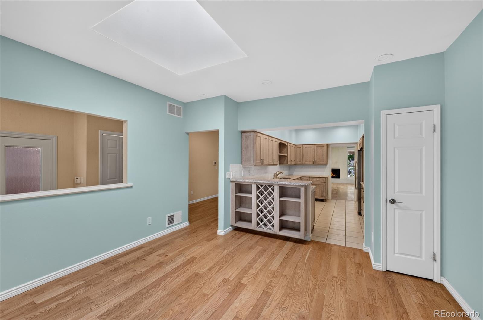 MLS Image #12 for 2800 s university boulevard,denver, Colorado