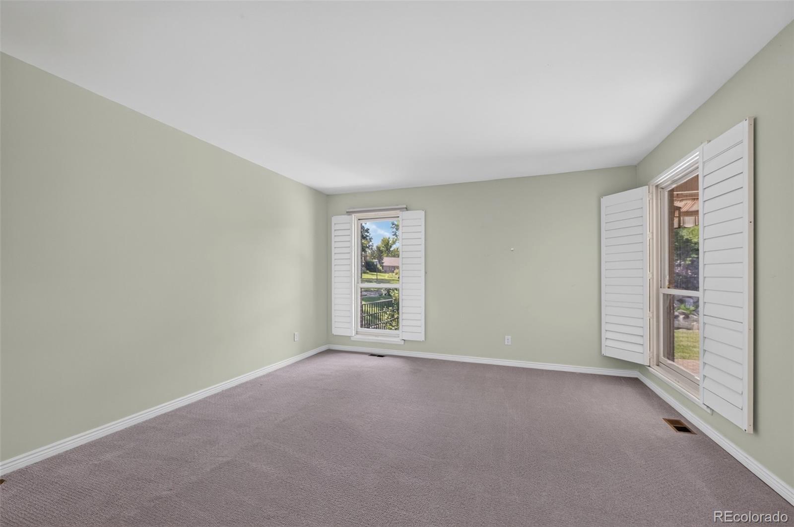 MLS Image #18 for 2800 s university boulevard,denver, Colorado