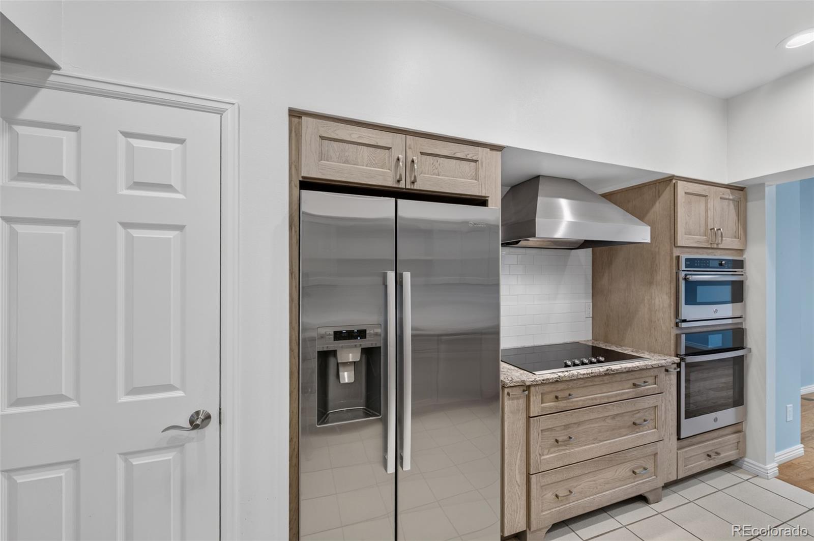 MLS Image #9 for 2800 s university boulevard,denver, Colorado
