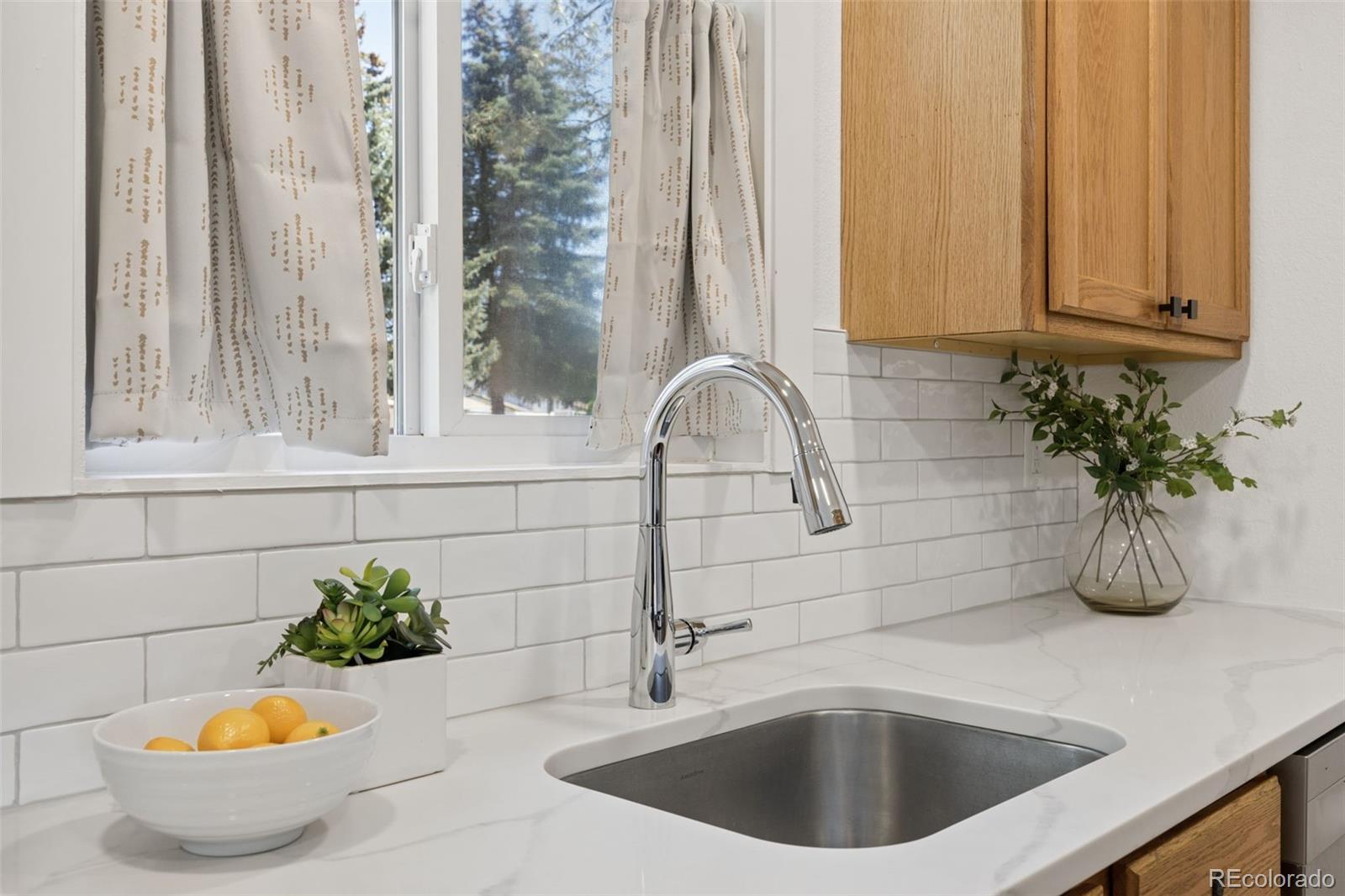 MLS Image #11 for 3704  surrey lane,colorado springs, Colorado