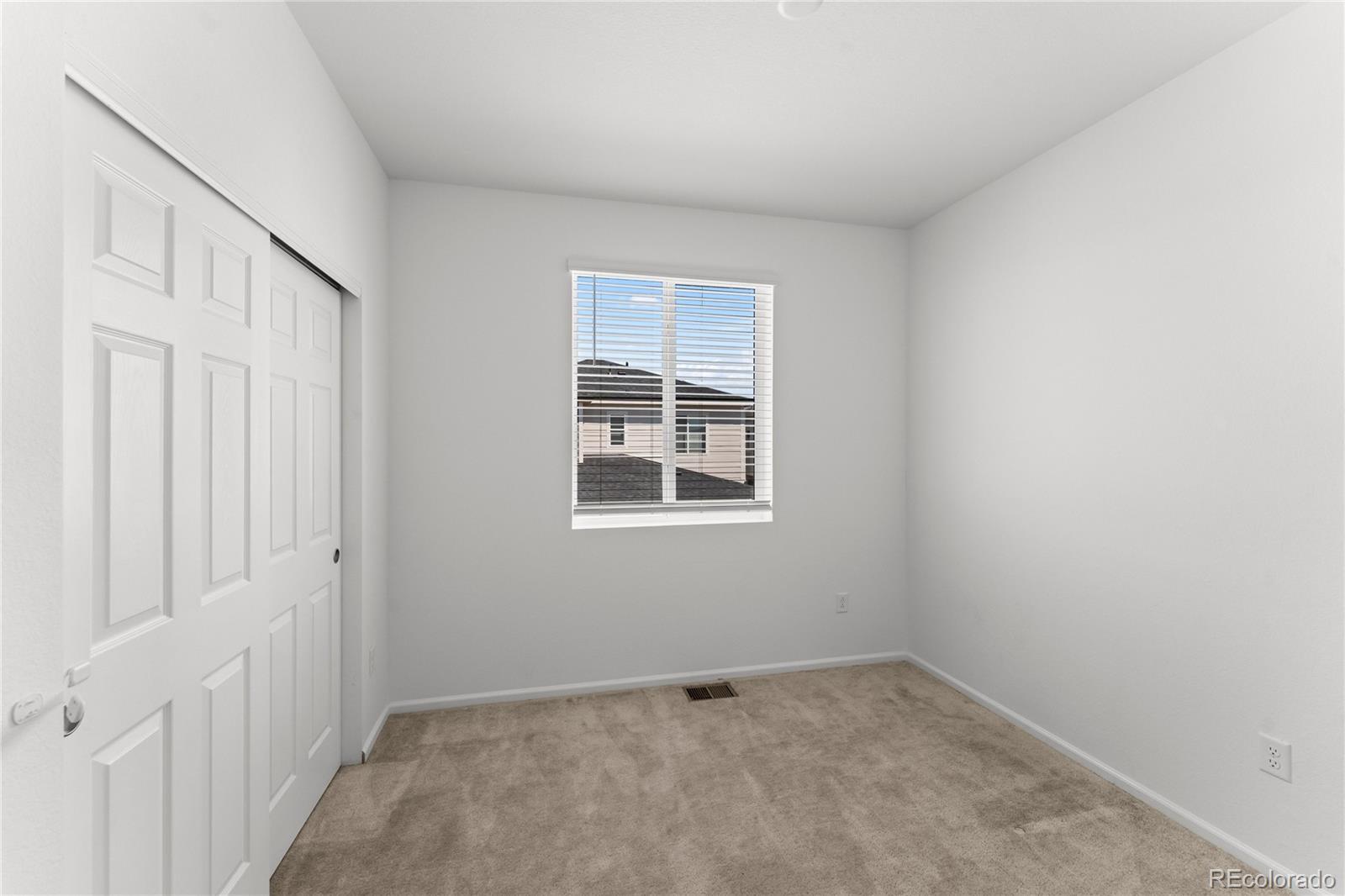 MLS Image #19 for 24223 e 41st avenue,aurora, Colorado