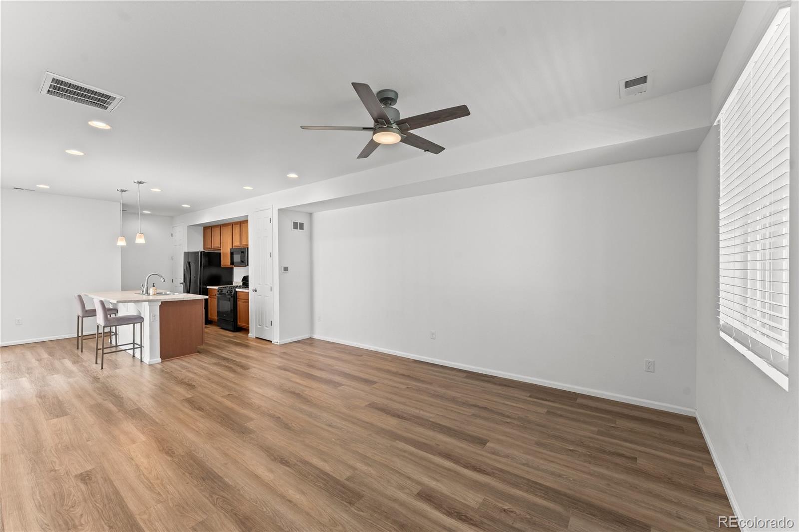 MLS Image #9 for 24223 e 41st avenue,aurora, Colorado