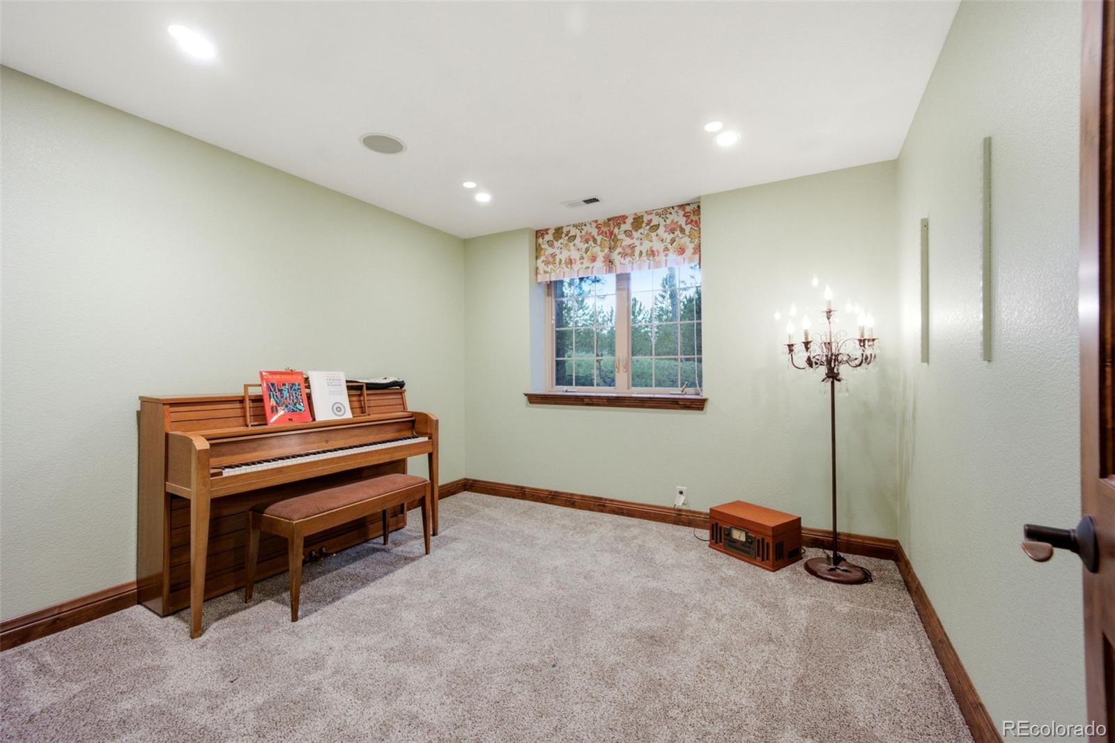 MLS Image #35 for 13970  staffshire lane,colorado springs, Colorado