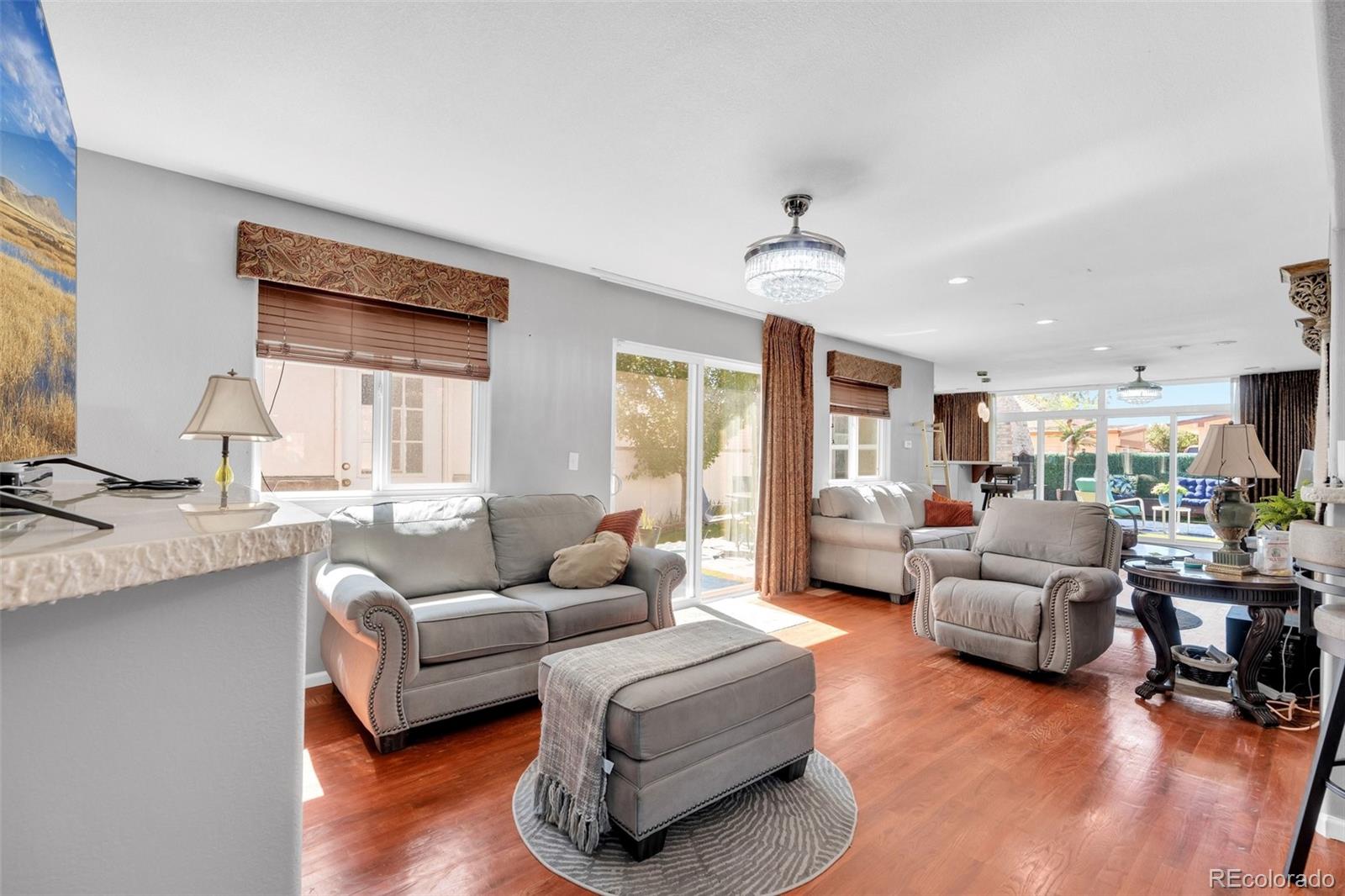 MLS Image #12 for 4860  crown boulevard,denver, Colorado