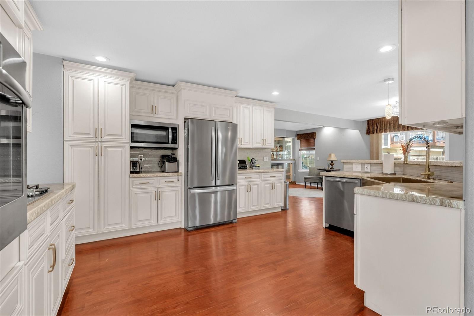 MLS Image #17 for 4860  crown boulevard,denver, Colorado