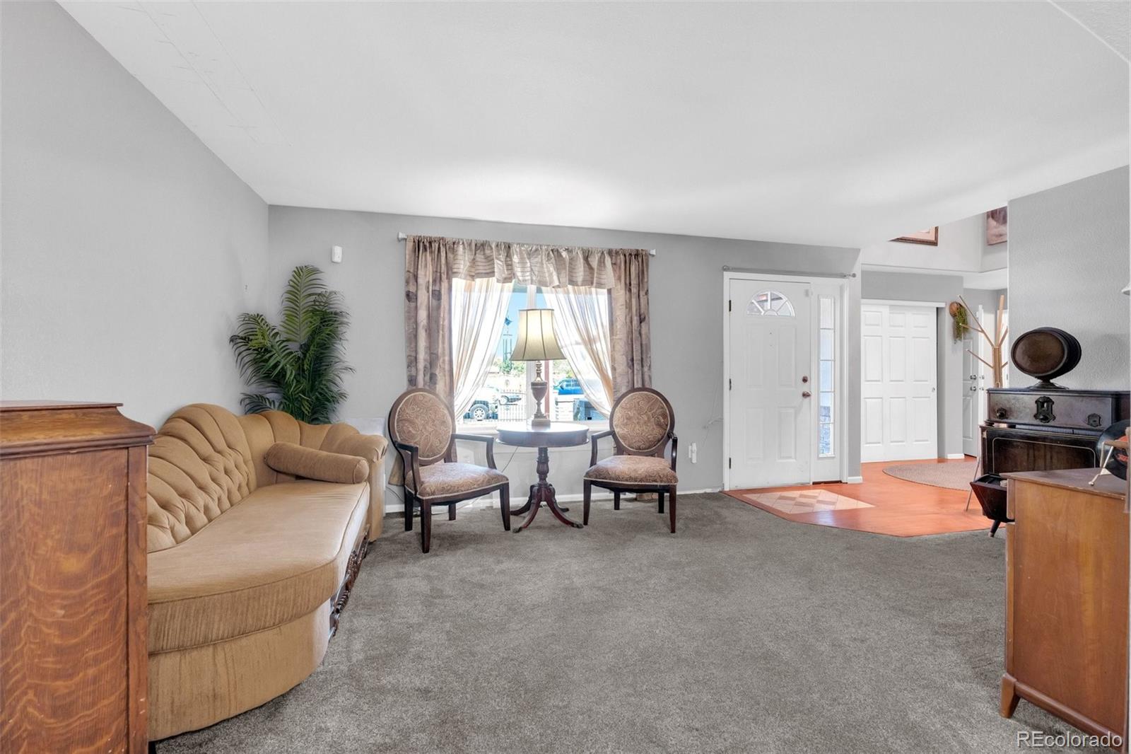 MLS Image #4 for 4860  crown boulevard,denver, Colorado