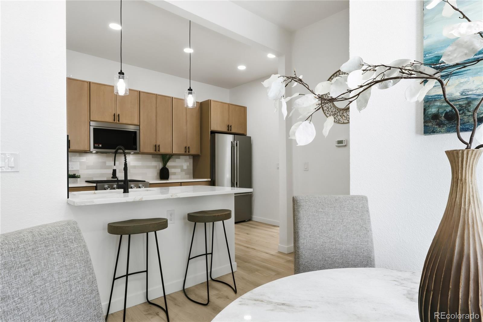 MLS Image #14 for 662 s logan street,denver, Colorado