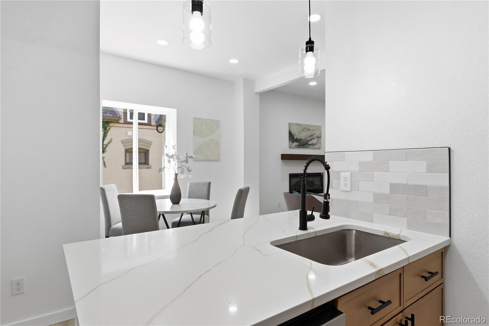 MLS Image #21 for 662 s logan street,denver, Colorado