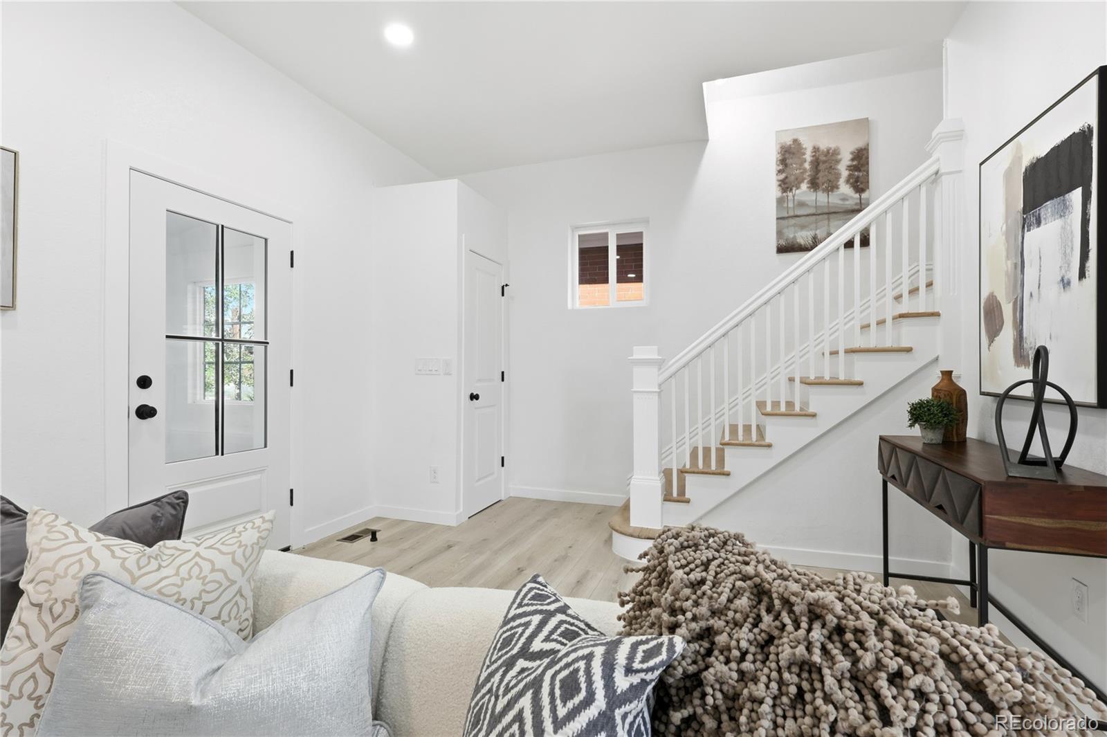 MLS Image #5 for 662 s logan street,denver, Colorado