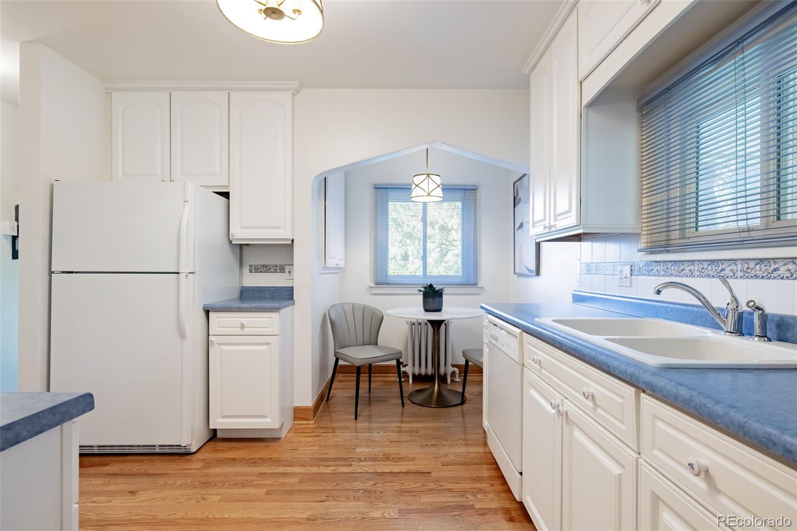 MLS Image #13 for 4524  montview boulevard,denver, Colorado