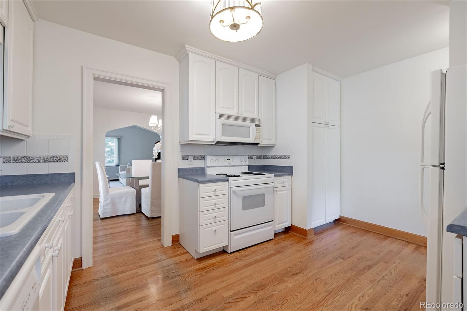 MLS Image #15 for 4524  montview boulevard,denver, Colorado