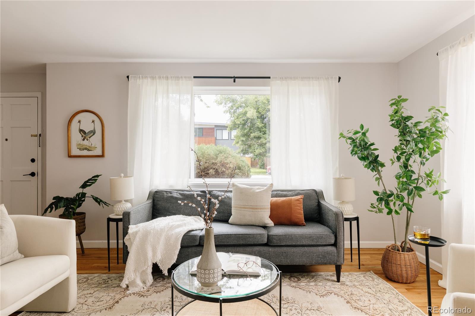 MLS Image #4 for 1120 n locust street,denver, Colorado