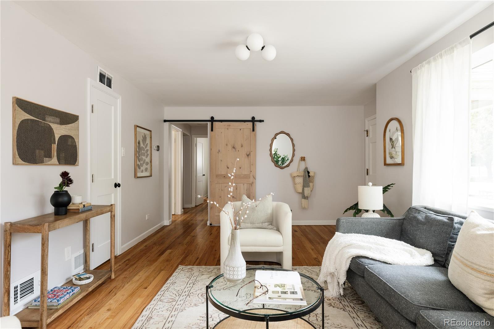 MLS Image #6 for 1120 n locust street,denver, Colorado
