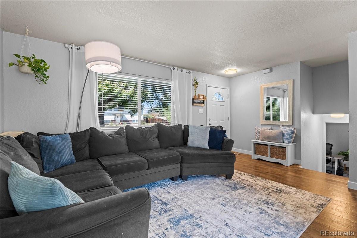MLS Image #4 for 1404  explorador calle ,denver, Colorado