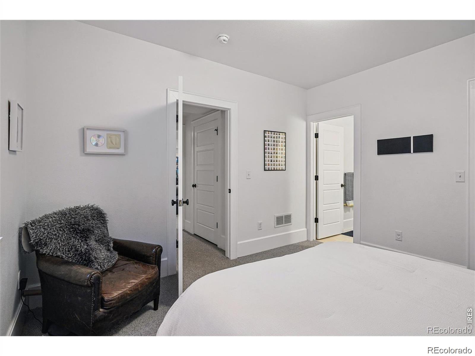 MLS Image #33 for 201 s lafayette street,denver, Colorado