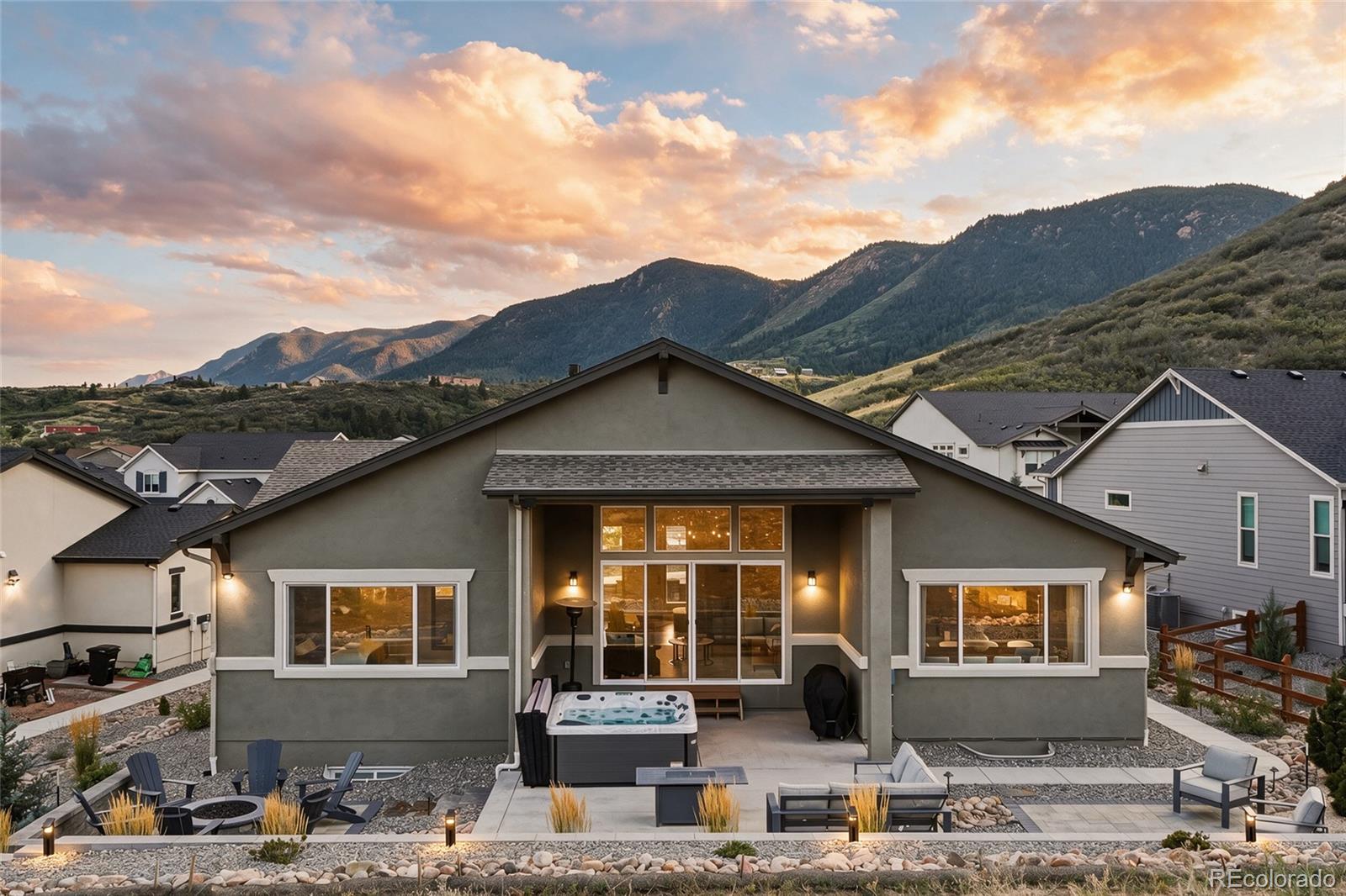 MLS Image #37 for 5425  mesa top drive,monument, Colorado