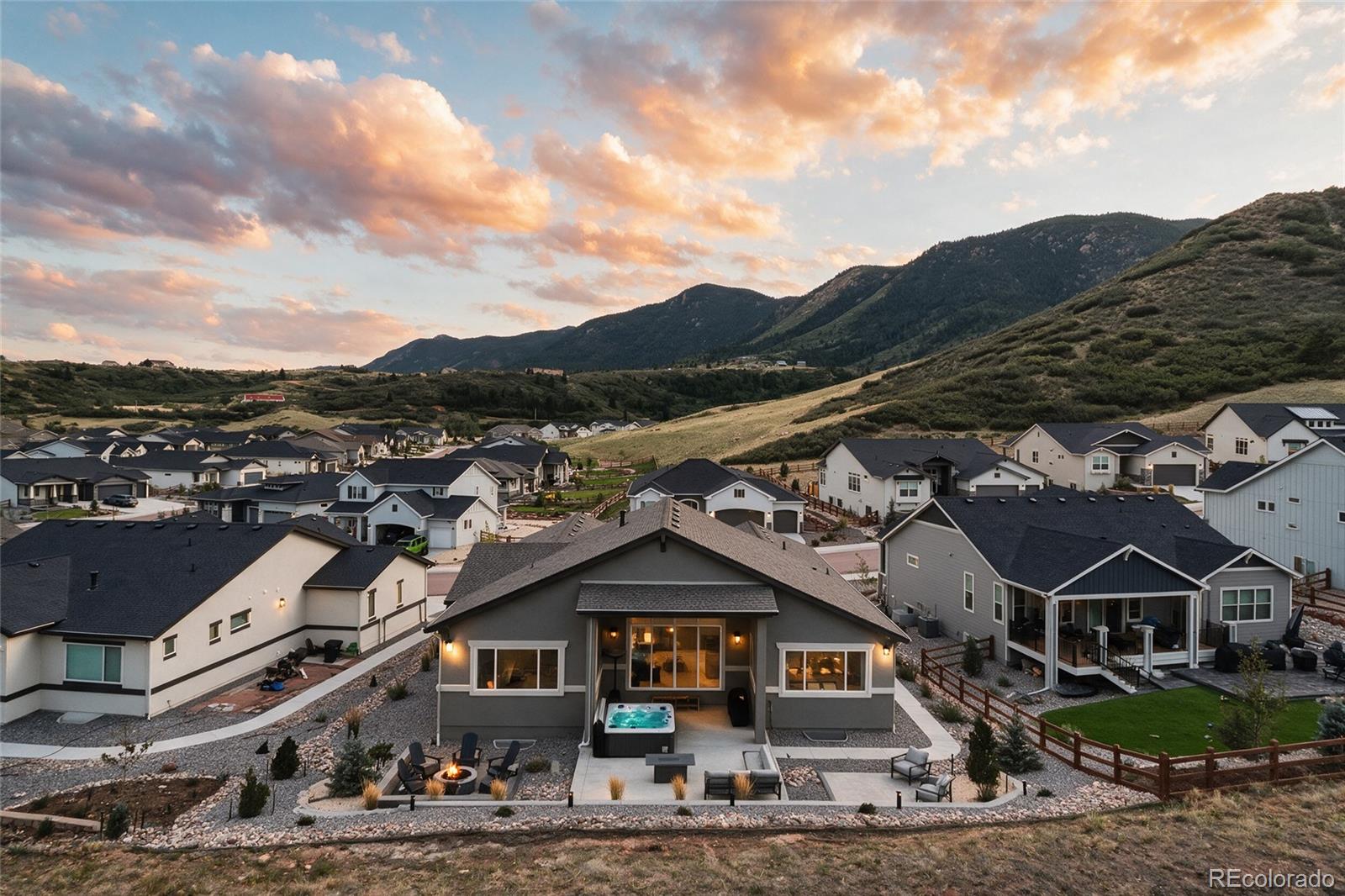 MLS Image #38 for 5425  mesa top drive,monument, Colorado