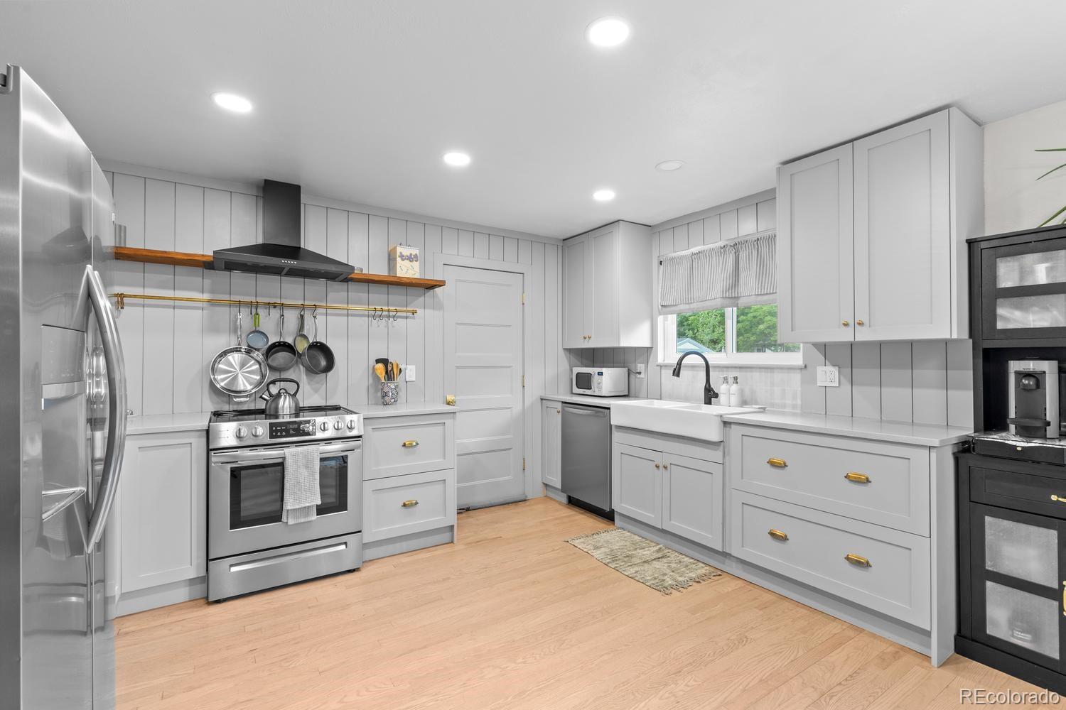 MLS Image #13 for 4488 e lake circle,centennial, Colorado