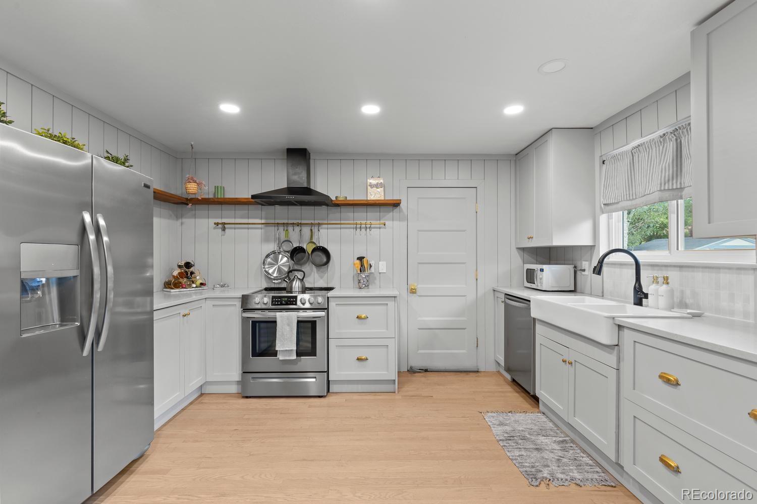 MLS Image #14 for 4488 e lake circle,centennial, Colorado
