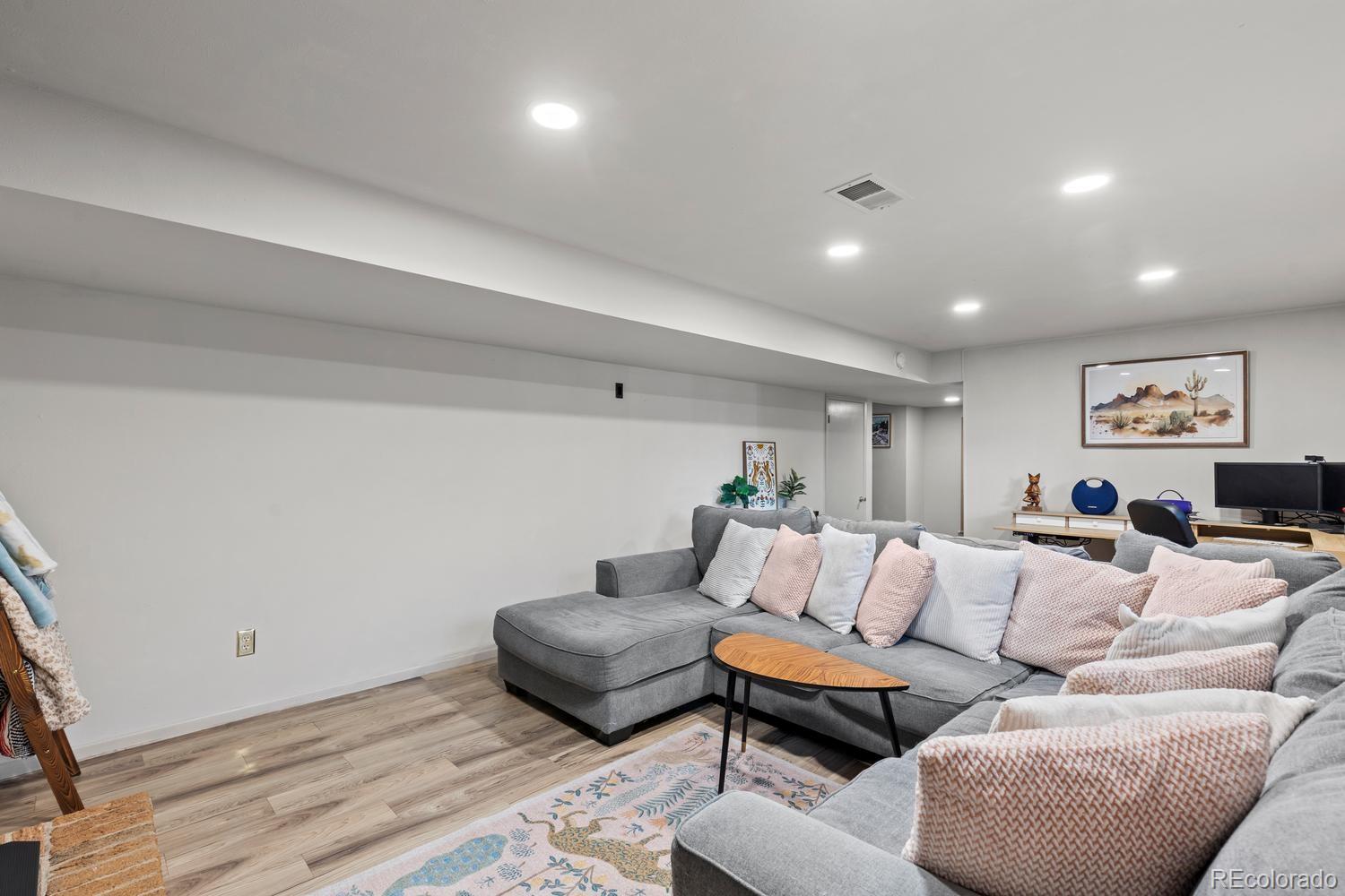 MLS Image #34 for 4488 e lake circle,centennial, Colorado